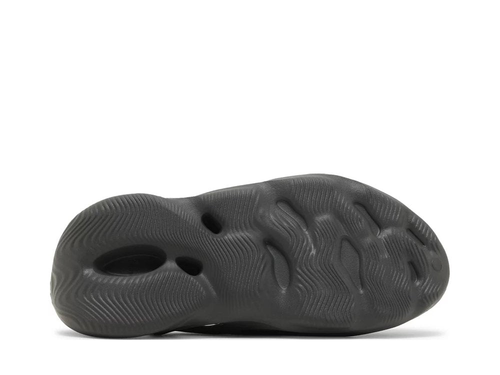 adidas Yeezy Foam RNR Carbon